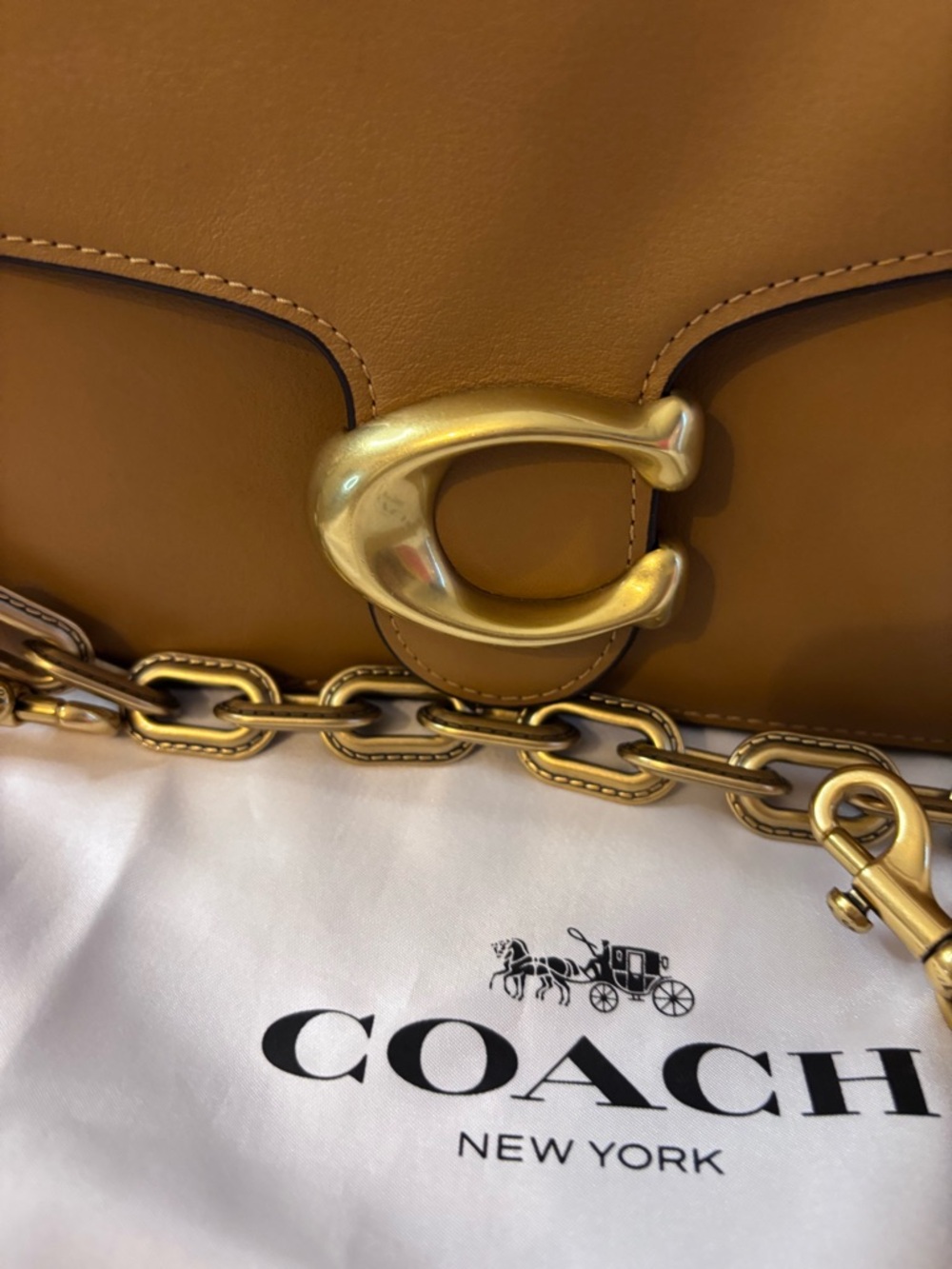 Coach Tabby Honey Brown Leather Shoulder Bag with Gold Chain - Picture 3 of 9